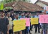 யாழில் தமிழ் இளைஞன் தடுப்புக் காவலில் உயிரிழப்பு, பொலிஸாருக்கு எதிராக ஆர்ப்பாட்டம் (VIDEO)